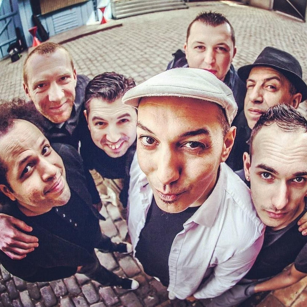 HK & Les Saltimbanks