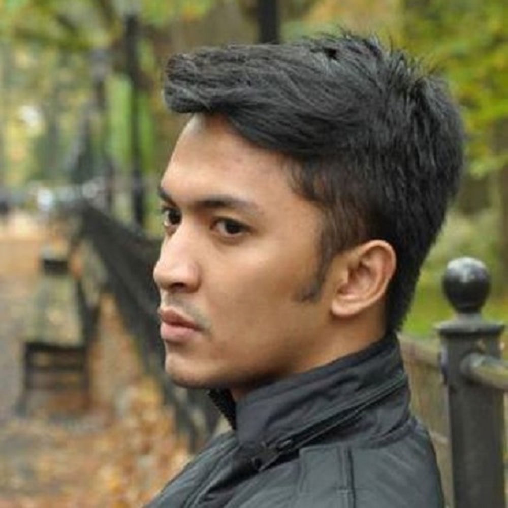 Ihsan Tarore