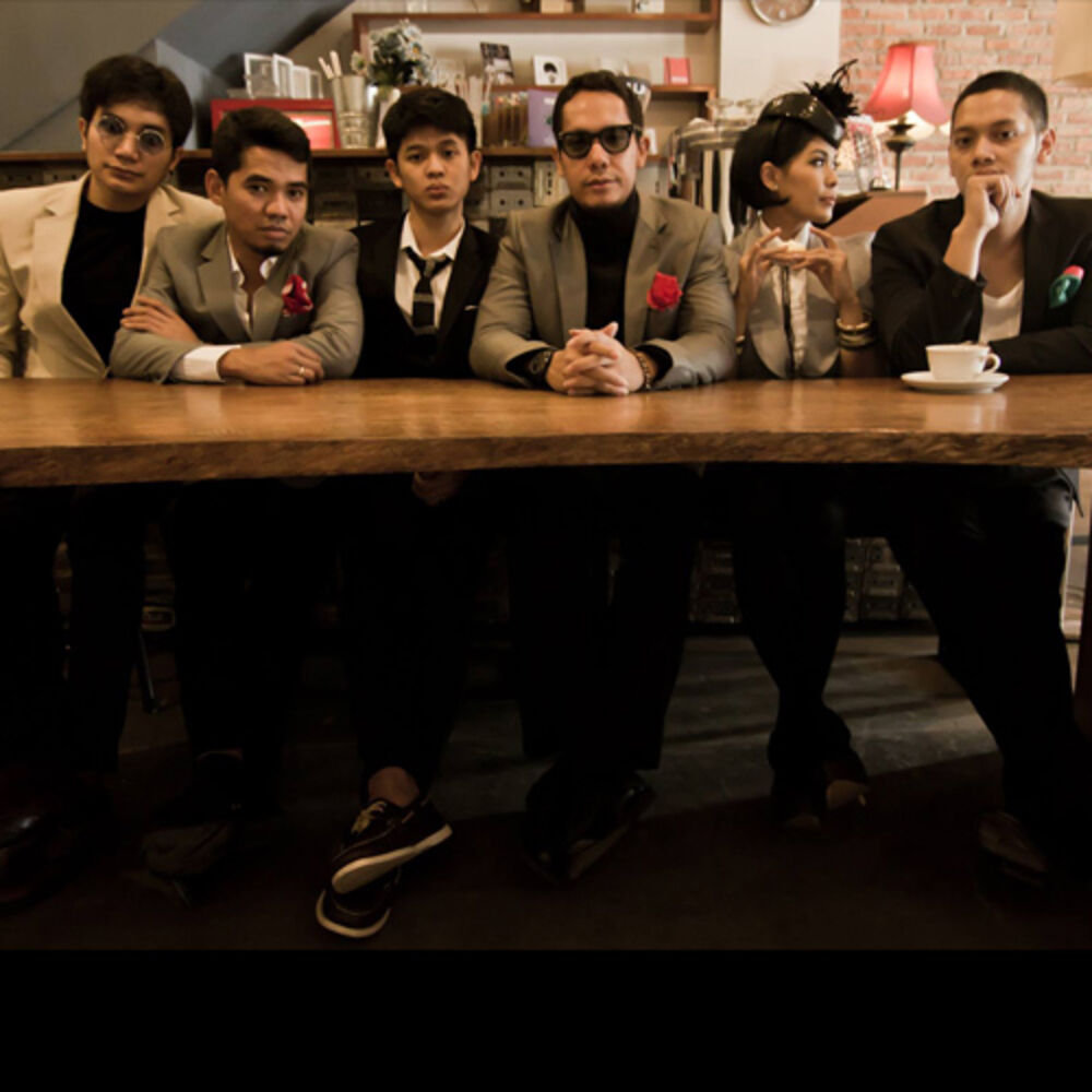 Maliq & D'Essential