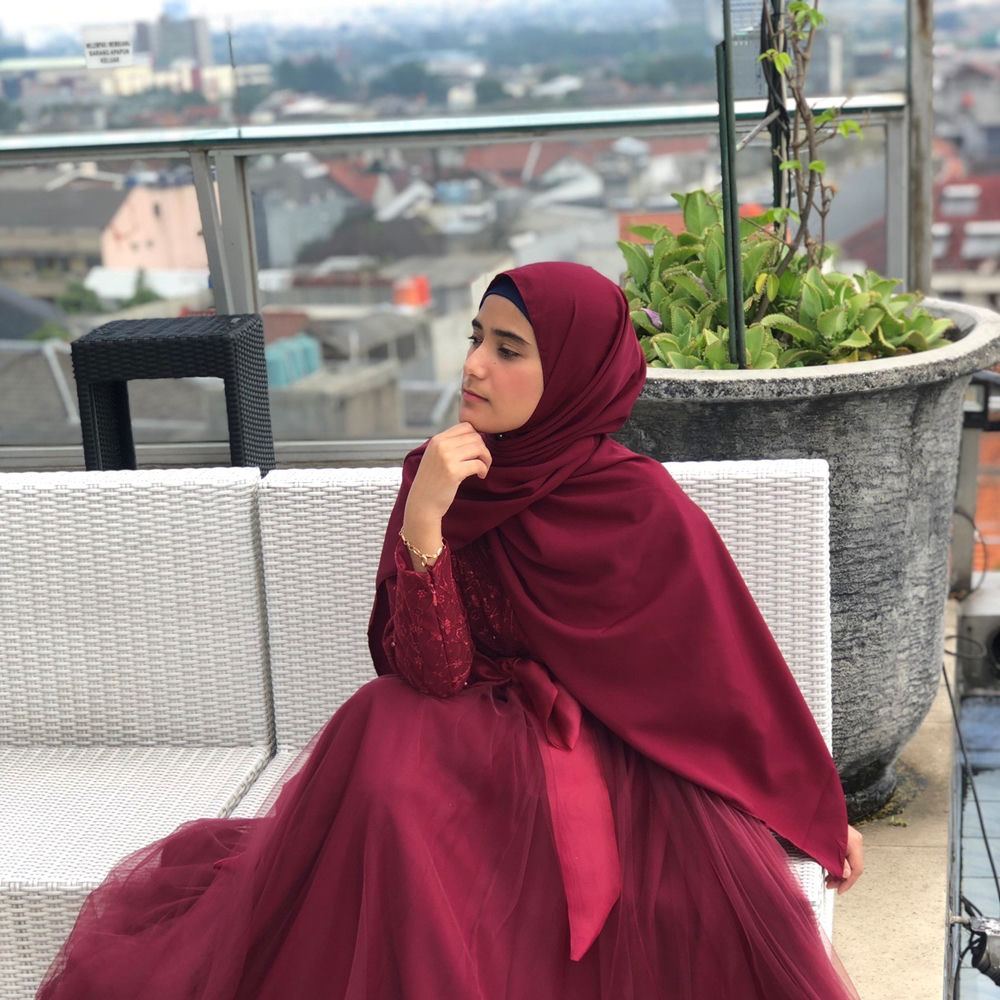 Nadya Mustika