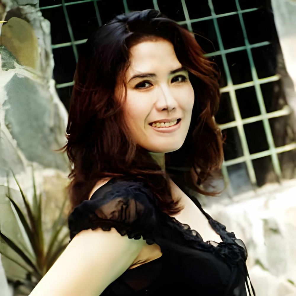 Nicky Astria