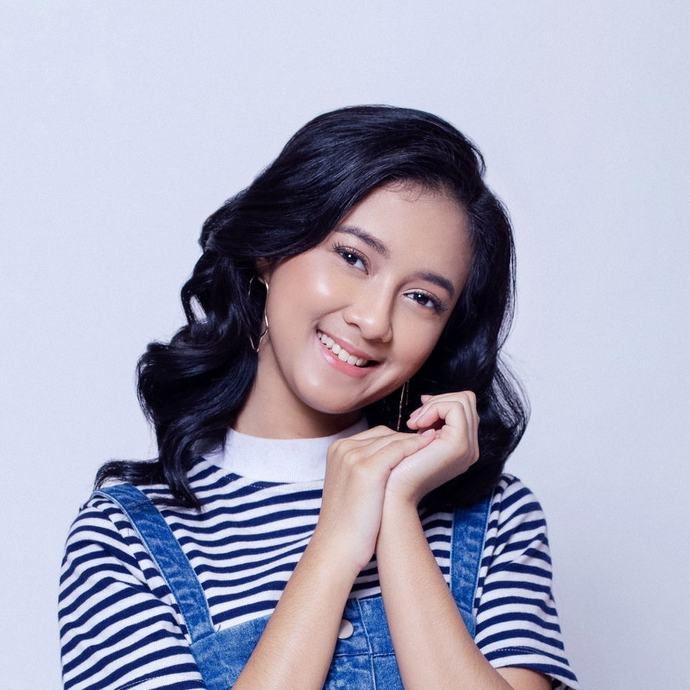 Rahmania Astrini