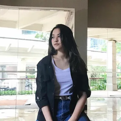 Foto Artist Raissa Anggiani