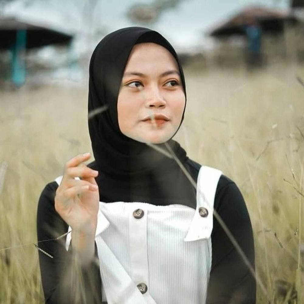 Revina Alvira