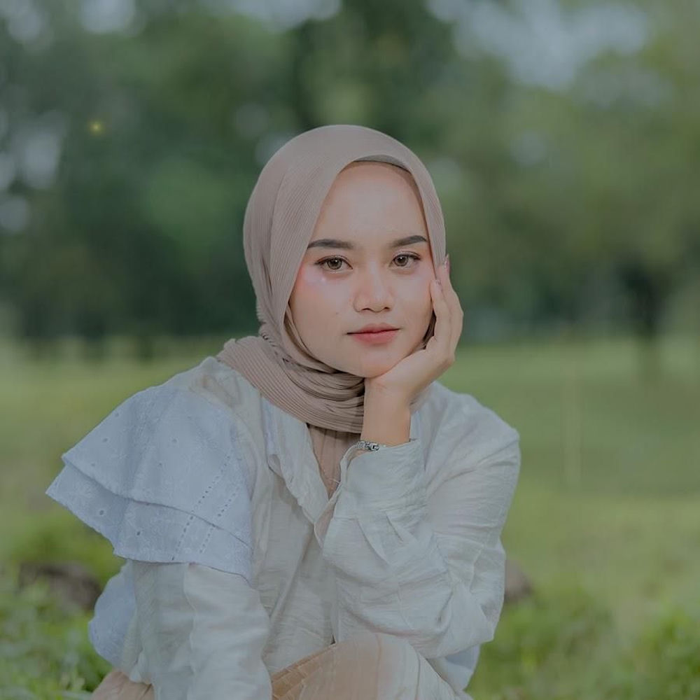 Yaya Nadila