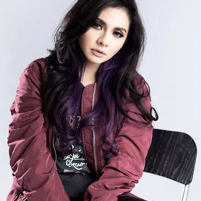 Foto Artist Zizi Kirana